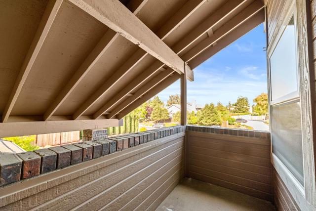 151 Tierra Del Sol, Hollister CA: https://media.crmls.org/mediaz/2e268fa3-fabf-402b-829f-0e88e5a2fedf.jpg