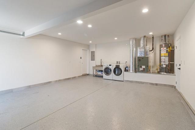 31301 San Andreas Drive, Union City CA: https://media.crmls.org/mediaz/2e26f47f-6070-4311-b504-f21a7d2bfe43.jpg