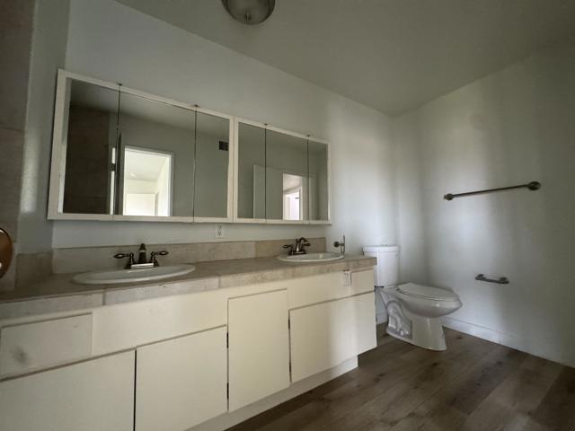 Image 15 of 27 For 1020 Lovekin Boulevard 40