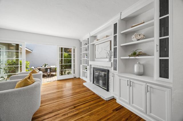 1711 Guinda Street, Palo Alto CA: https://media.crmls.org/mediaz/2e279fa7-3d73-4723-9618-657472a125a3.jpg