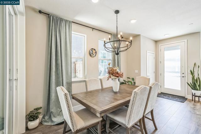 2940 wheat grass street, Sacramento CA: https://media.crmls.org/mediaz/2e281229-15b9-4318-941e-41077e61a405.jpg
