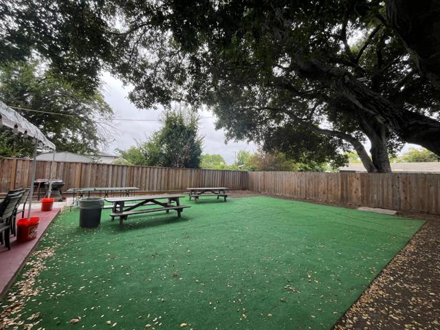 1168 Saratoga Avenue, East Palo Alto CA: https://media.crmls.org/mediaz/2e281ab2-14ec-4de9-874c-8dc274a93c45.jpg