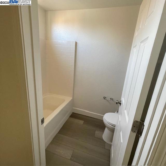 1924 Rochester St, Tracy CA: https://media.crmls.org/mediaz/2e28d3ee-ead4-4edc-81f8-553b7258691b.jpg