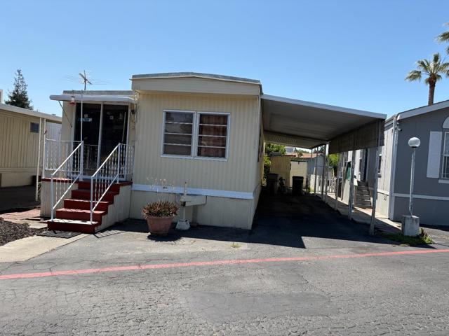 661 Bonita Ave, San Jose CA: https://media.crmls.org/mediaz/2e28f37c-938e-4ac8-a71b-eb380cc9a928.jpg