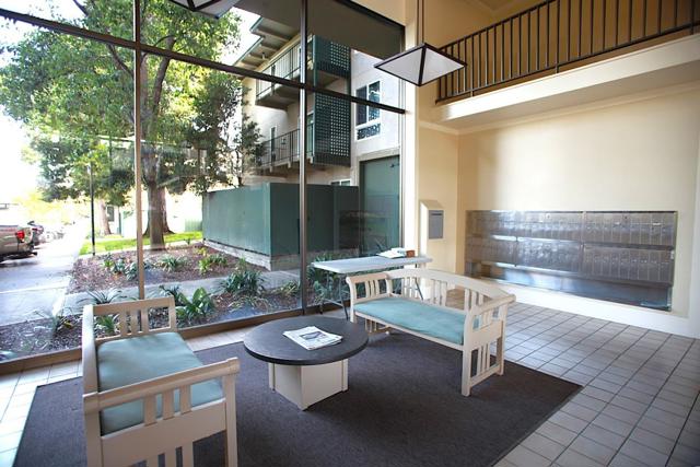 815 N Humboldt Street, San Mateo CA: https://media.crmls.org/mediaz/2e2a0230-c272-48de-8a34-90a565472dd1.jpg
