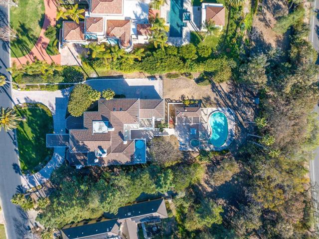 17770 Calle Mayor, Rancho Santa Fe, California 92067, 5 Bedrooms Bedrooms, ,7 BathroomsBathrooms,Single Family Residence,For Sale,Calle Mayor,250018090SD