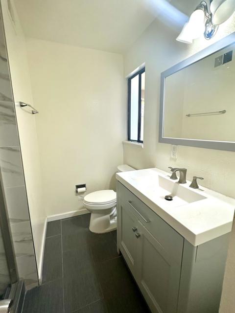 18480 Swarthmore Drive, Saratoga CA: https://media.crmls.org/mediaz/2e2b5dcc-f52c-4faa-9122-17ccf21fe65f.jpg