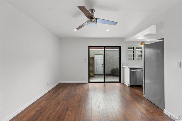 28125 Ridgecove Ct S, Rancho Palos Verdes CA: https://media.crmls.org/mediaz/2e2bef2f-5e56-4e2c-8164-a759e1fa1165.jpg