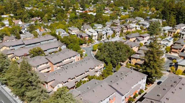 4206 Rickeys Way, Palo Alto CA: https://media.crmls.org/mediaz/2e2c8010-a18c-4dfa-90e9-c203ec189e9e.jpg