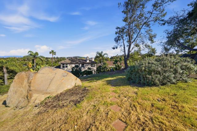 Detail Gallery Image 53 of 68 For 1921 Cresthaven Dr, Vista,  CA 92084 - 4 Beds | 3 Baths