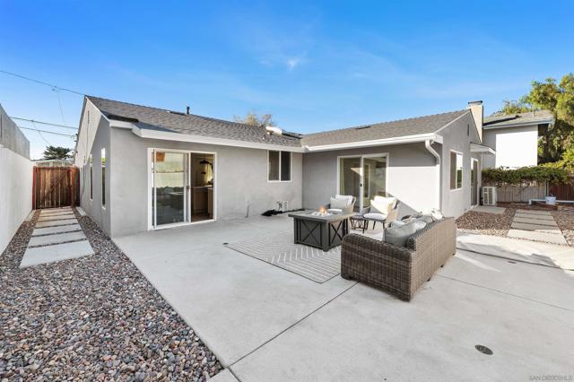 2103 Garfield, San Diego CA: https://media.crmls.org/mediaz/2e2dc056-d3cc-4684-83f2-1399a991d7d4.jpg