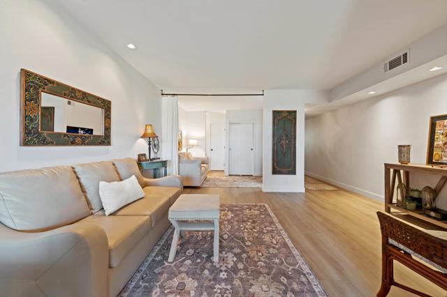 5300 E Waverly Drive, Palm Springs CA: https://media.crmls.org/mediaz/2e2e3ef9-96f3-46bc-8fe0-95d443109421.jpg