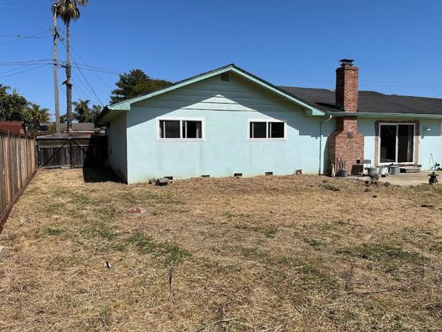 7 Valdez Lane, Watsonville CA: https://media.crmls.org/mediaz/2e2ef6a0-74de-4556-a331-b14fe6d19b16.jpg