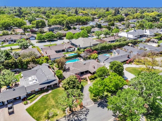 2557 Cottle Avenue, San Jose CA: https://media.crmls.org/mediaz/2e2f4d2d-bc29-4d3f-8f98-cafb6589a879.jpg