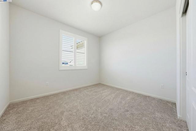 4158 Markovich Ct, Richmond CA: https://media.crmls.org/mediaz/2e2fed78-09bc-4a4e-9d73-1f6007663a68.jpg