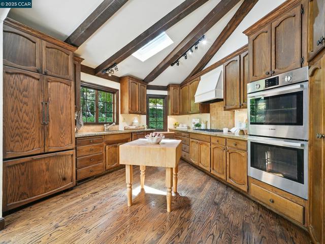 66 Ambleside Court, Danville CA: https://media.crmls.org/mediaz/2e3086cc-e8ac-482a-809d-4b512a8e6783.jpg