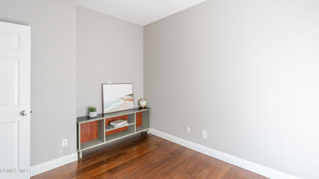 1796 Rock Spring Street, Newbury Park CA: https://media.crmls.org/mediaz/2e31f988-b6a9-4765-9027-30f2e8fb7752.jpg