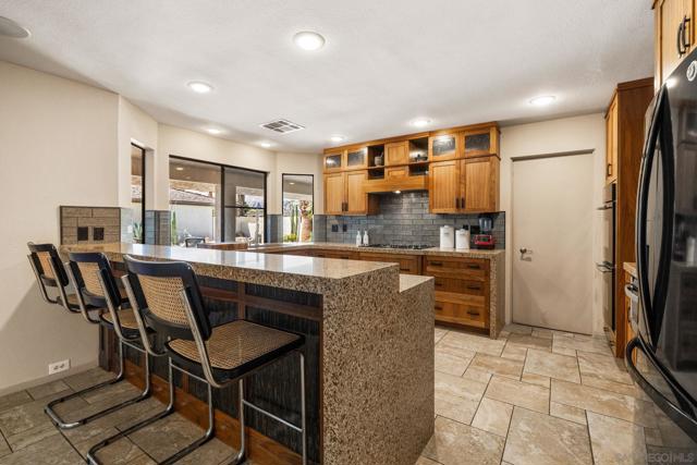142 Yale Dr, Rancho Mirage, CA 92270