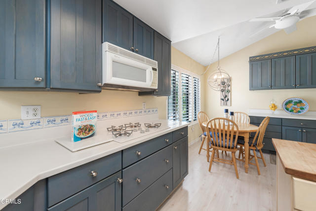 Detail Gallery Image 12 of 44 For 6357 Irena Ave, Camarillo,  CA 93012 - 2 Beds | 2 Baths