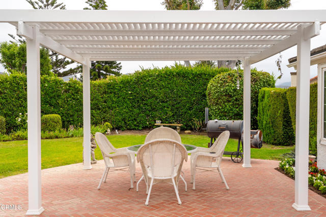 6861 Aviano Drive, Camarillo CA: https://media.crmls.org/mediaz/2e33e6d6-1560-46fa-877c-363e7030837a.jpg