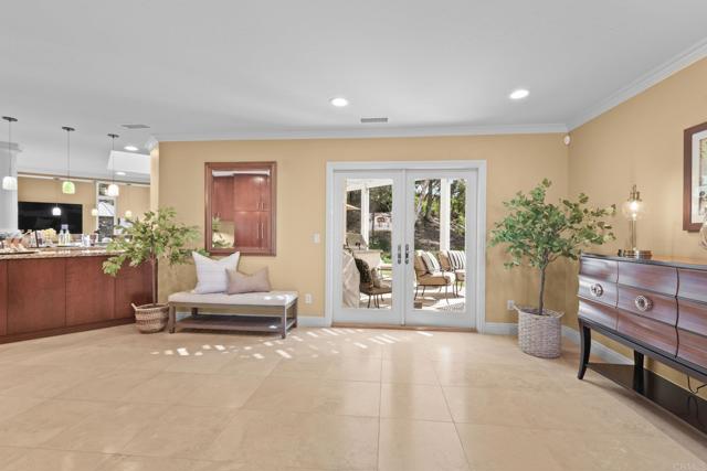 Detail Gallery Image 13 of 75 For 1927 Belmore Ct, El Cajon,  CA 92020 - 3 Beds | 2/1 Baths