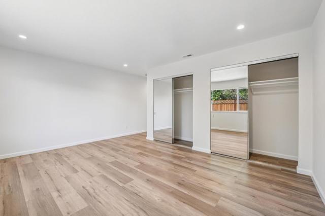 700 Gull Avenue, Foster City CA: https://media.crmls.org/mediaz/2e35302c-32dd-4836-8260-947383aa661a.jpg