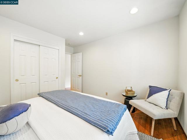 1804 Piedras Circle, Alamo CA: https://media.crmls.org/mediaz/2e372a00-7686-4c0f-83bd-9b599f30f886.jpg