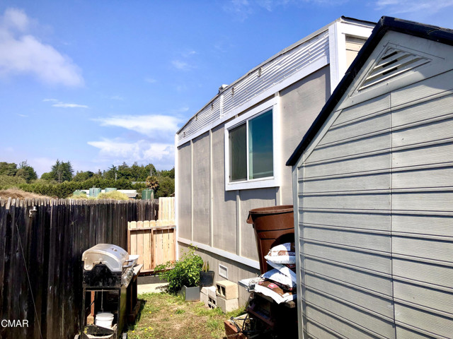 32850 Mill Creek Drive, Fort Bragg CA: https://media.crmls.org/mediaz/2e37b016-e8ad-4cd4-9c11-f216c9017ac1.jpg