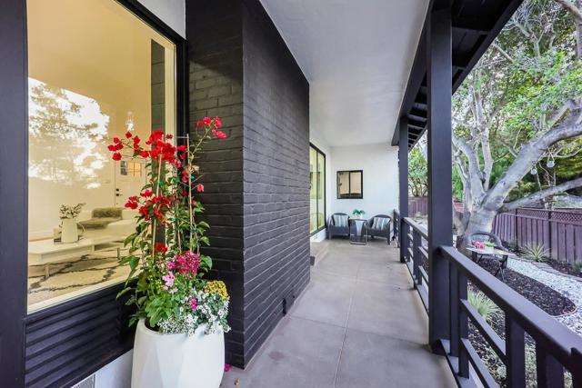 500 La Casa Avenue, San Mateo CA: https://media.crmls.org/mediaz/2e391b77-7117-41d6-9429-a9c9f12c0b32.jpg