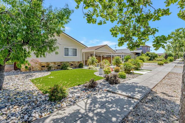 5040 Alan Avenue, San Jose CA: https://media.crmls.org/mediaz/2e3a0096-e123-4c70-9596-2dba85a2c303.jpg