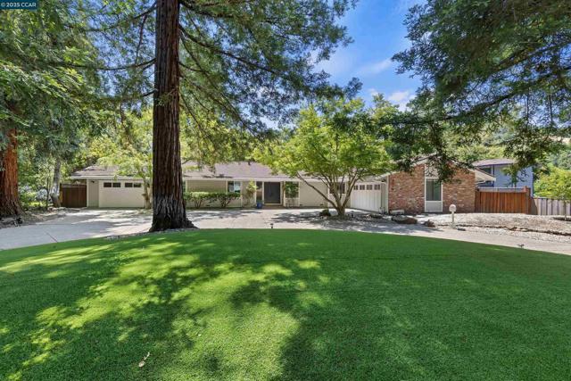 5104 Alhambra Valley Rd, Martinez CA: https://media.crmls.org/mediaz/2e3b53f2-a495-47a3-82c1-b9ce6bd01d1b.jpg