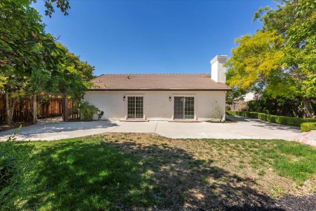 2181 Osborne Circle, Hollister CA: https://media.crmls.org/mediaz/2e3be173-888c-4ff0-86fb-9e212415bec2.jpg