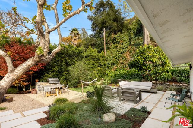 Drew Fenton | 3328 Mandeville Canyon Road Los Angeles CA | MLS: 7013571