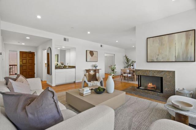 10 9th Avenue, San Mateo CA: https://media.crmls.org/mediaz/2e3c40c0-f4d4-427f-8504-857b2939a0d4.jpg