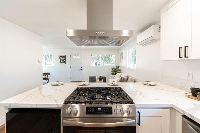 3008 C Ave, National City CA: https://media.crmls.org/mediaz/2e3c75b1-3931-4ae5-862e-43132b7945e6.jpg
