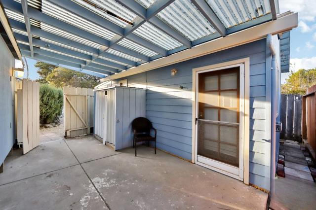 552 14th Avenue, Santa Cruz CA: https://media.crmls.org/mediaz/2e3c7793-7666-4fc6-bf4f-06d7a828105d.jpg