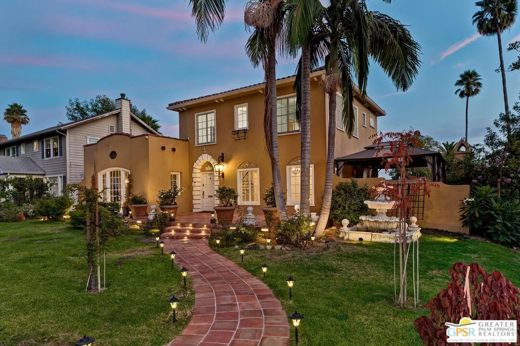 404 E Randolph Street