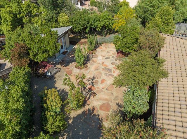 17370 Cesena Court, Morgan Hill CA: https://media.crmls.org/mediaz/2e3d9d79-07bf-406f-9457-9a5302c740d4.jpg