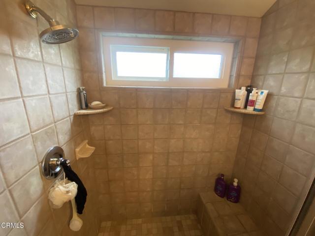 Detail Gallery Image 14 of 35 For 1425 Calle Lozano, Camarillo,  CA 93012 - 3 Beds | 2/1 Baths