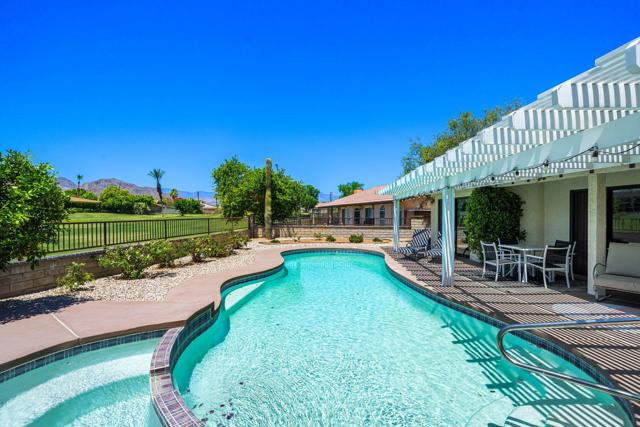 79835 Horseshoe Road, La Quinta CA: https://media.crmls.org/mediaz/2e3e6c61-3003-4c7d-87ca-41081c85ad77.jpg
