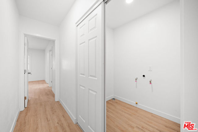 4325 W 58th Place, Los Angeles CA: https://media.crmls.org/mediaz/2e3ea30d-0b90-4c7e-8713-e82eeafa4c30.jpg