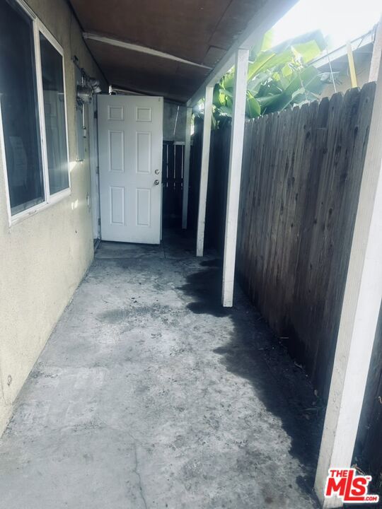 1204 Smith Place, Long Beach, California 90806, 3 Bedrooms Bedrooms, 0 ,1 BathroomBathrooms,Single Family Residence,For Sale,Smith,0,25631795