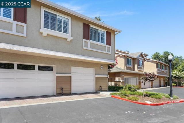 1310 Sutter Creek Ln, San Ramon CA: https://media.crmls.org/mediaz/2e40193c-989c-405a-b963-66091da77c7e.jpg