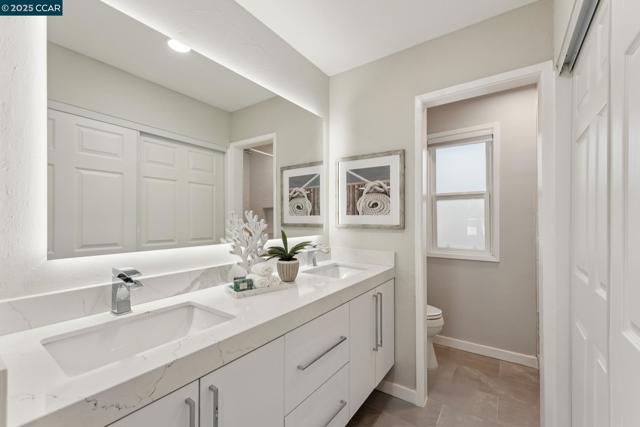 332 Kinross Dr, Walnut Creek CA: https://media.crmls.org/mediaz/2e4065a7-37f3-456c-bbf6-1cd2199393c1.jpg