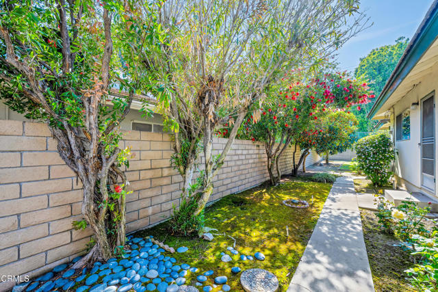 1509 S 3rd Avenue, Arcadia CA: https://media.crmls.org/mediaz/2e40e70a-e472-4bcf-8200-55857078192d.jpg