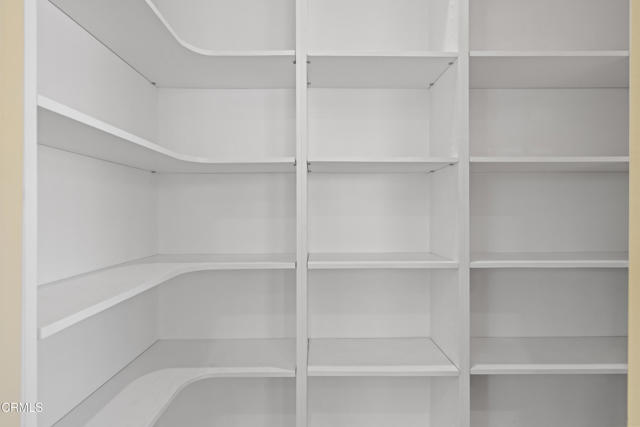 Detail Gallery Image 21 of 51 For 4961 Alcove Ave, Valley Village,  CA 91607 - 3 Beds | 2 Baths