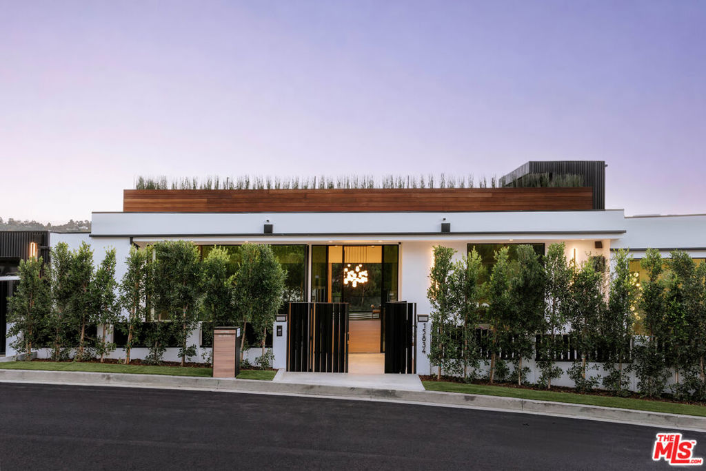 15834 High Knoll Road