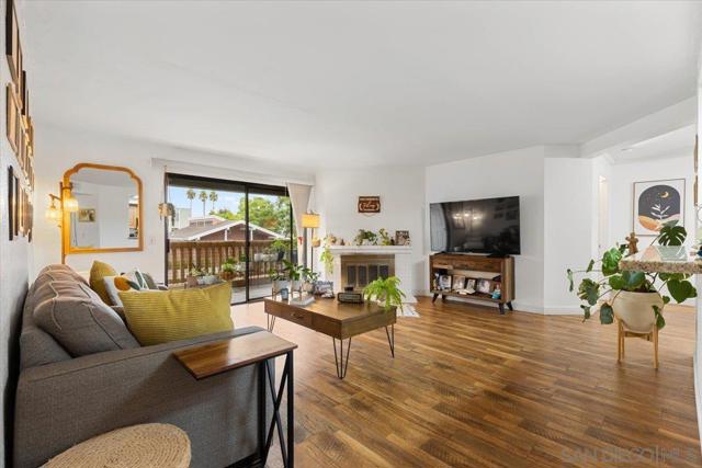 1020 E Washington Ave, Escondido CA: https://media.crmls.org/mediaz/2e453dc0-b876-4859-b8f8-c6723037814c.jpg