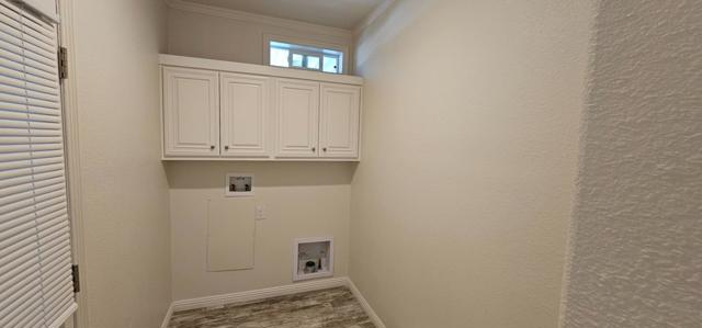 553 Millpond Drive, San Jose CA: https://media.crmls.org/mediaz/2e45de8d-d20f-4a85-9fc5-7e99b5277e13.jpg