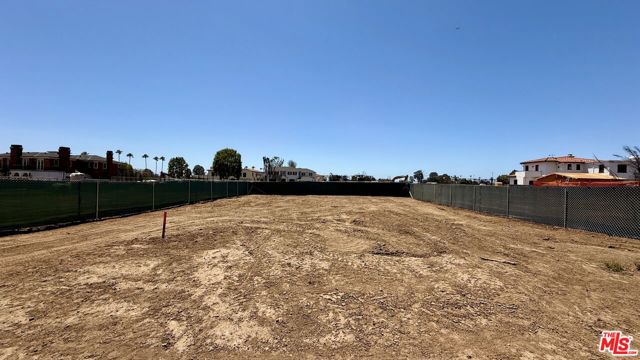 Drew Fenton | 745 Toyopa Drive Pacific Palisades CA | MLS: 7352099
